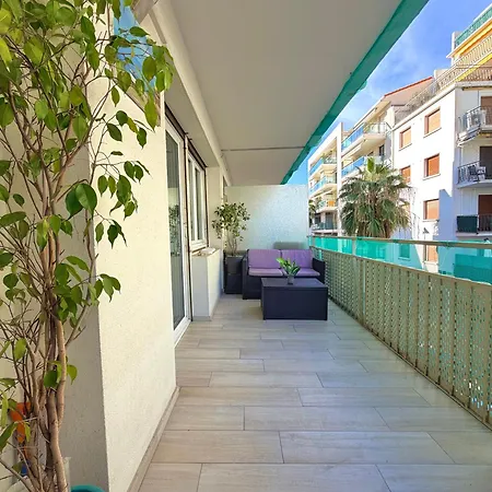 Luxury Terrace Walk To Palais Διαμέρισμα *