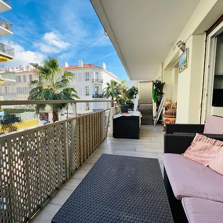 Luxury Terrace Walk To Palais *